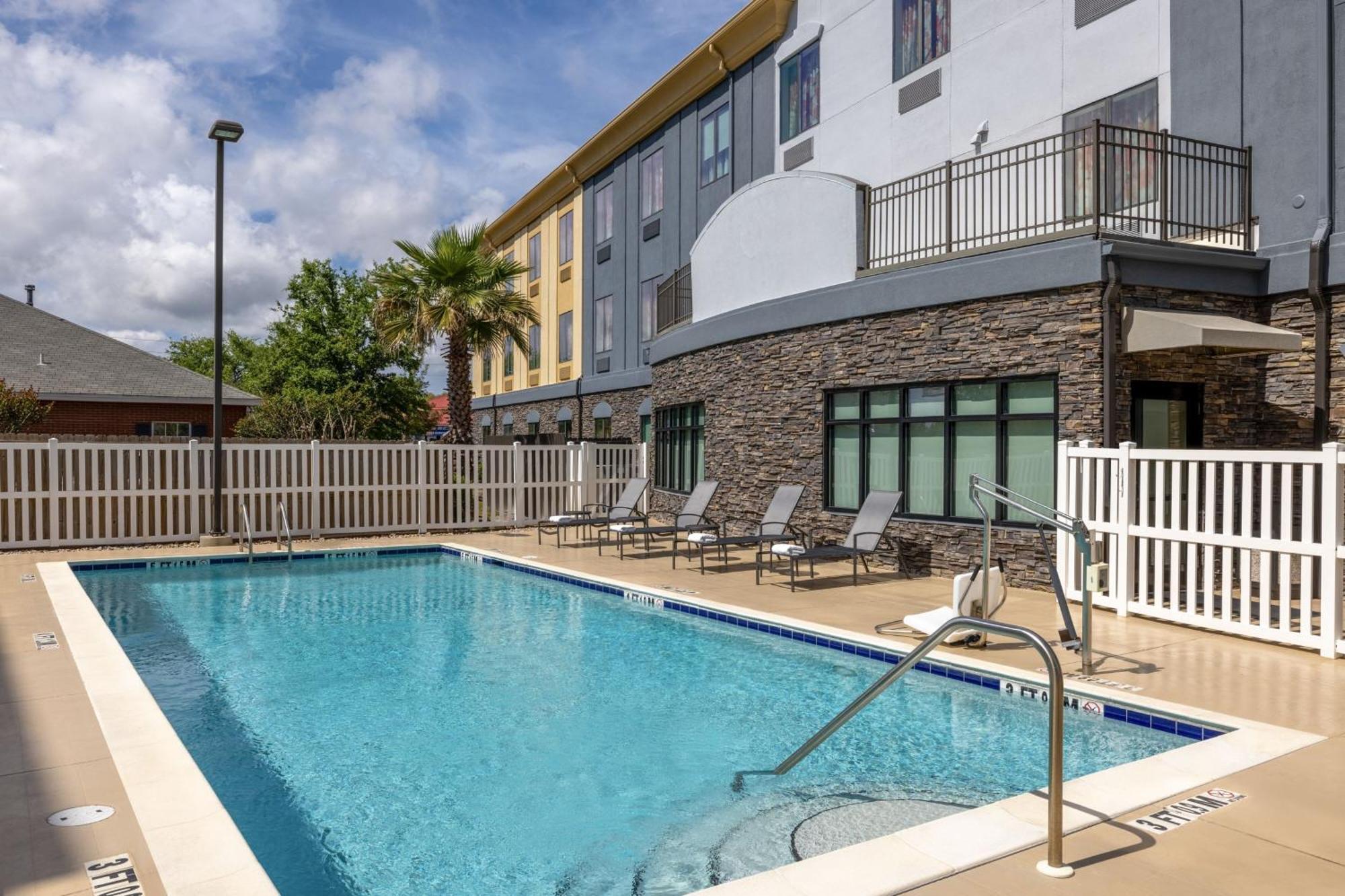 Fairfield Inn & Suites By Marriott Fort Walton Beach Hurlburt Area Екстер'єр фото